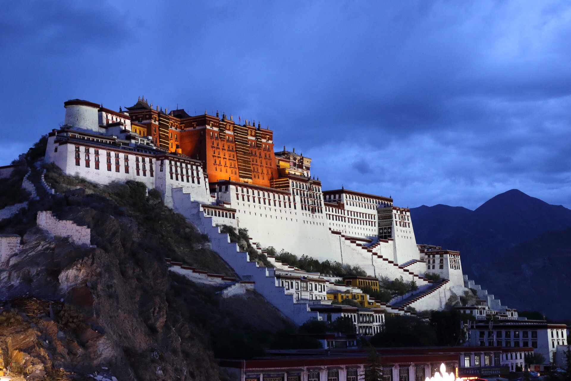 チベット一人旅